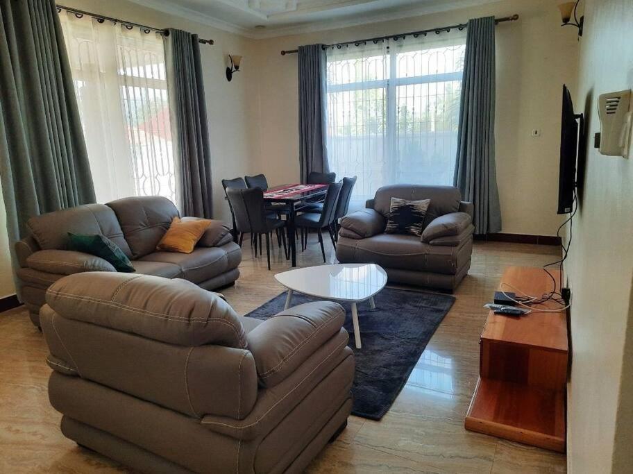 Ellyz Home Stay 莫希 外观 照片